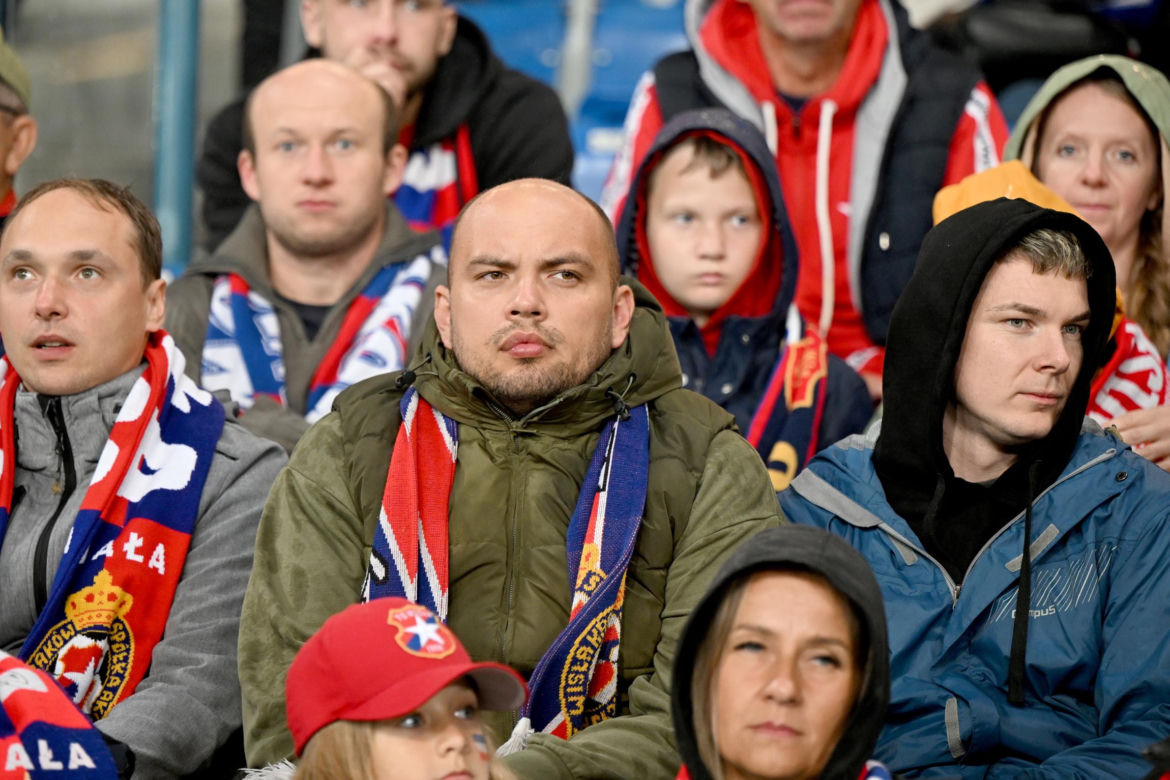 Wisła Kraków - Jagiellonia Białystok; Zdjęcia kibiców i zawodników z meczu 8. kolejki PKO BP Ekstraklasy
