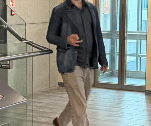 Rozwód Gąsiorowskiej i Żurawskiego w toku! Aktor czekał pod salą z kubkiem w ręku