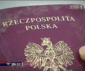 Rzeczy ofiar katastrofy zostały na miejscu tragedii