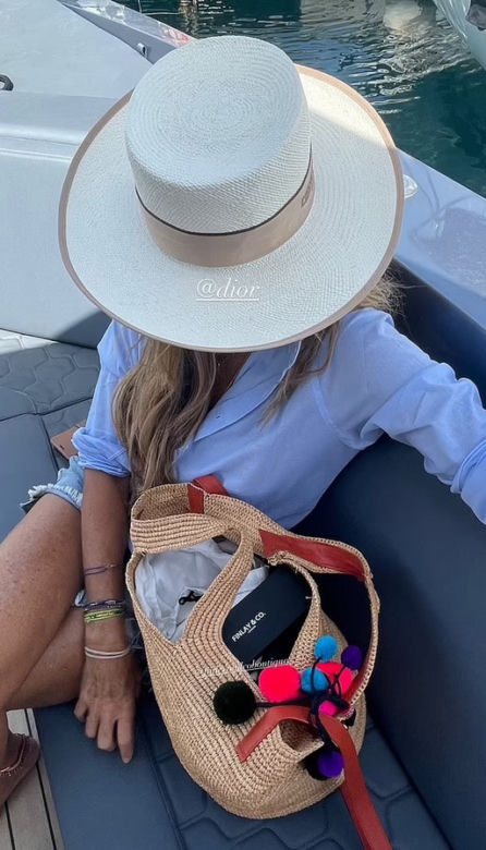  Elle Macpherson coraz bardziej seksowna! 58-latkę rozgrzewa romans z bratem prezydenta?