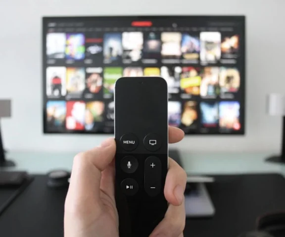 Netflix przejmuje część Warner Bros. Discovery za 72 mld dolarów!