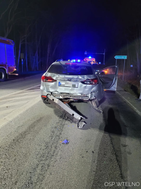 Wypadek na DK 25. W Tryszczynie zderzyły się trzy osobówki [ZDJĘCIA]