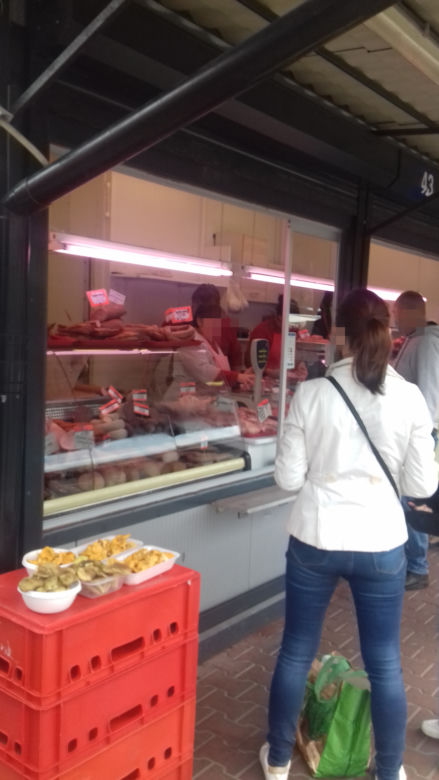 Brak maseczek. Posypią się kary na praskich bazarach!