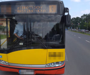  Pijany pasażer uszkodził szybę w autobusie 
