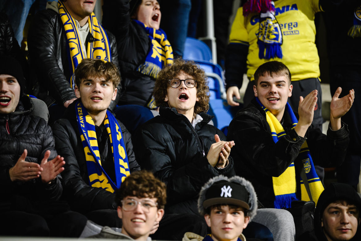 Arka Gdynia - Lechia Gdańsk: Zdjęcia kibiców z derbów Trójmiasta w ramach 23. kolejki PKO BP Ekstraklasy