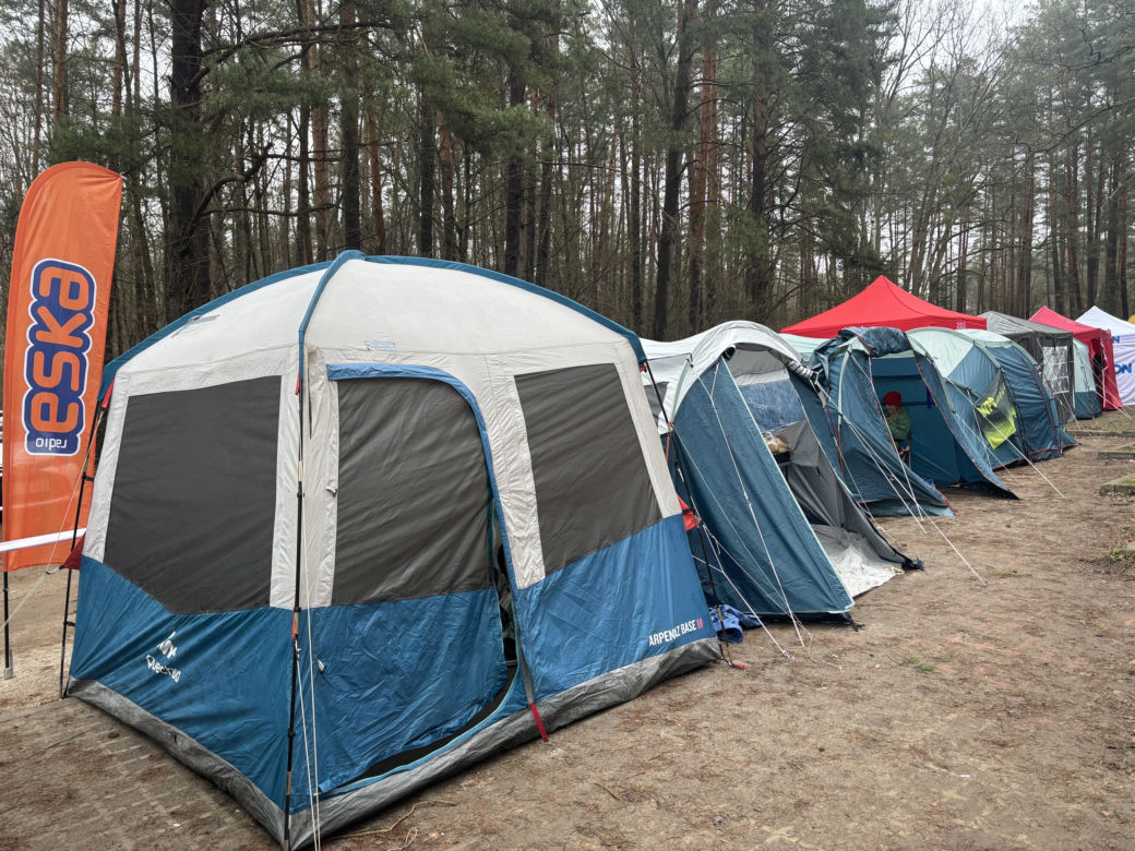 Za nami zawody biegowe BackYard Ultra Warmia 2024. Zwycięzca przebiegł ponad 470 kilometrów