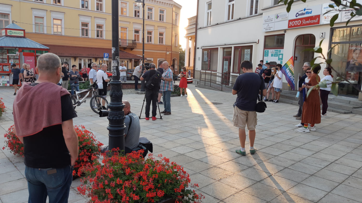 Tak protestowali mieszkańcy Tarnowa! Wsparcie dla telewizji TVN