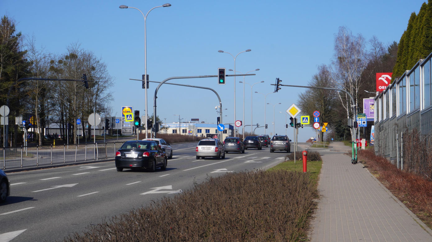 To najdłuższa ulica w Olsztynie. Przebiega aż przez trzy osiedla. Zaskakujące, ile ma metrów!