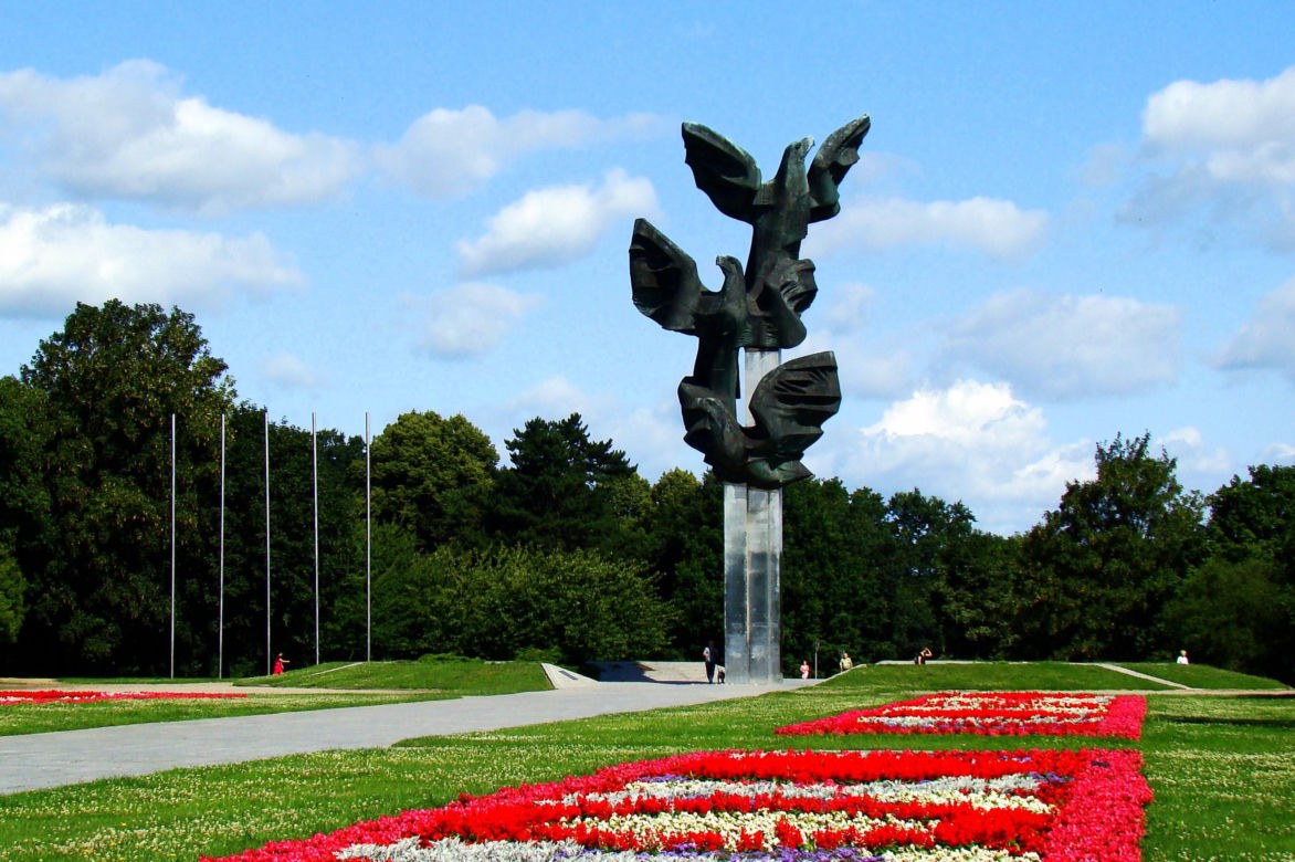 Pomnik Czynu Polaków