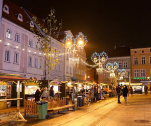 Gliwicki Jarmark Bożonarodzeniowy wystartował. Wiedeński klimat i świąteczne gofry
