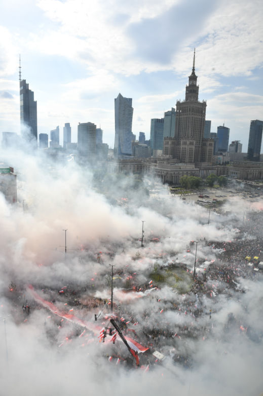 Godzina "W" 2022. Cała Warszawa stanęła, obchody na rondzie Dmowskiego