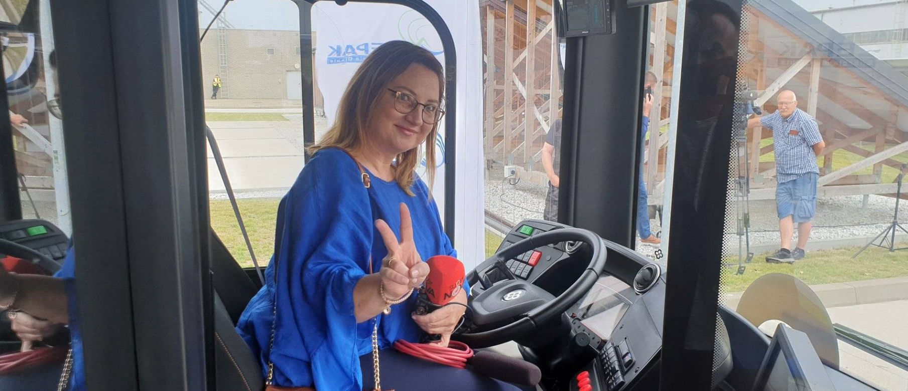 Tankowanie autobusu wodorowego ZEPAK w Koninie