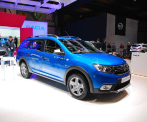 Genewa 2017 - stoisko Dacia