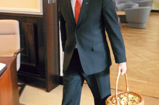 Premier cukierek Piechociński