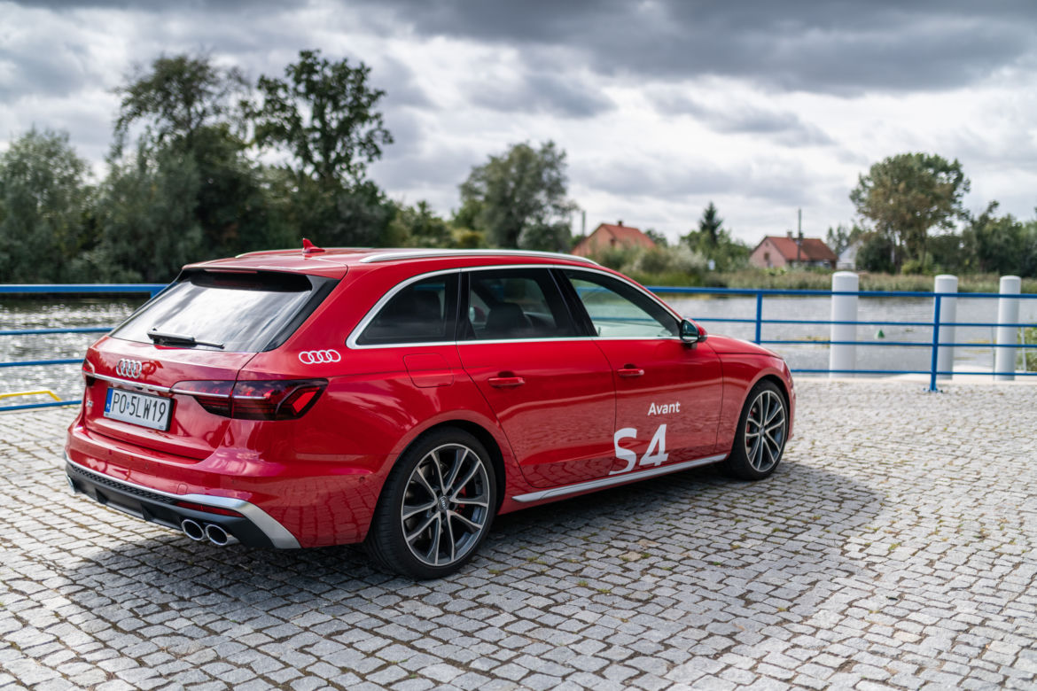 Audi A4 