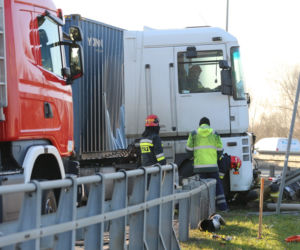 Wypadek TIRA na trasie Siekierkowskiej