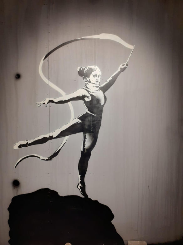 Odwiedziłam wystawę Banksy'ego przy Hali Stulecia. Byłam zachwycona! [ZDJĘCIA]
