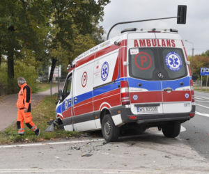 Wypadek karetki w Koniku Nowym
