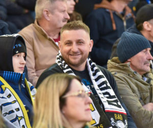 PRES Grupa Dewloperska Toruń - Abramczyk Polonia Bydgoszcz, zdjęcia kibiców i zawodników z pożegnania Adriana Miedzińskiego