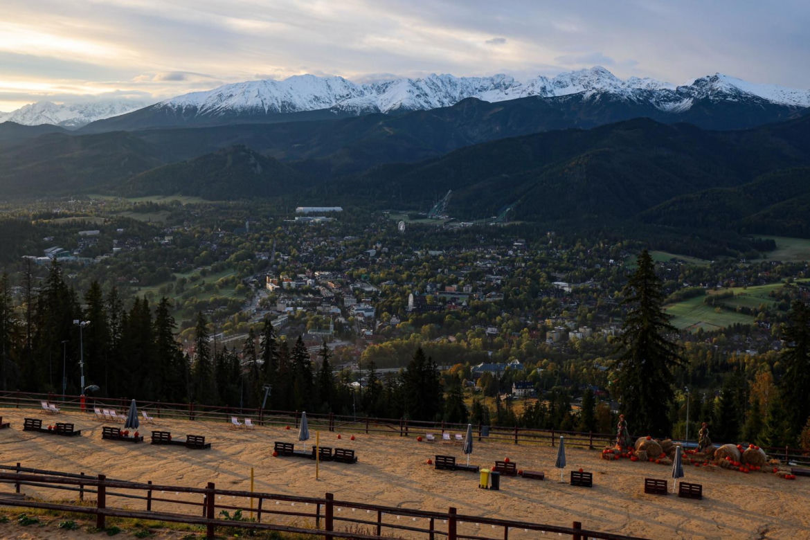 Widok na Tatry po opadach śniegu