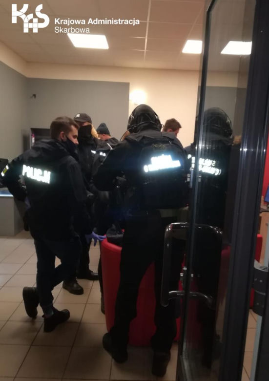 Nielegalny hazard w Pyrzycach. Salon gier zlikwidowany