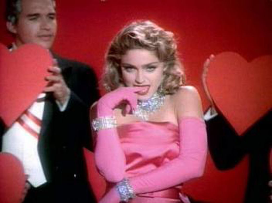 MADONNA OFERUJE LODA ZA GŁOS NA HILLARY.