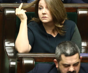 Kontrowersyjni posłowie