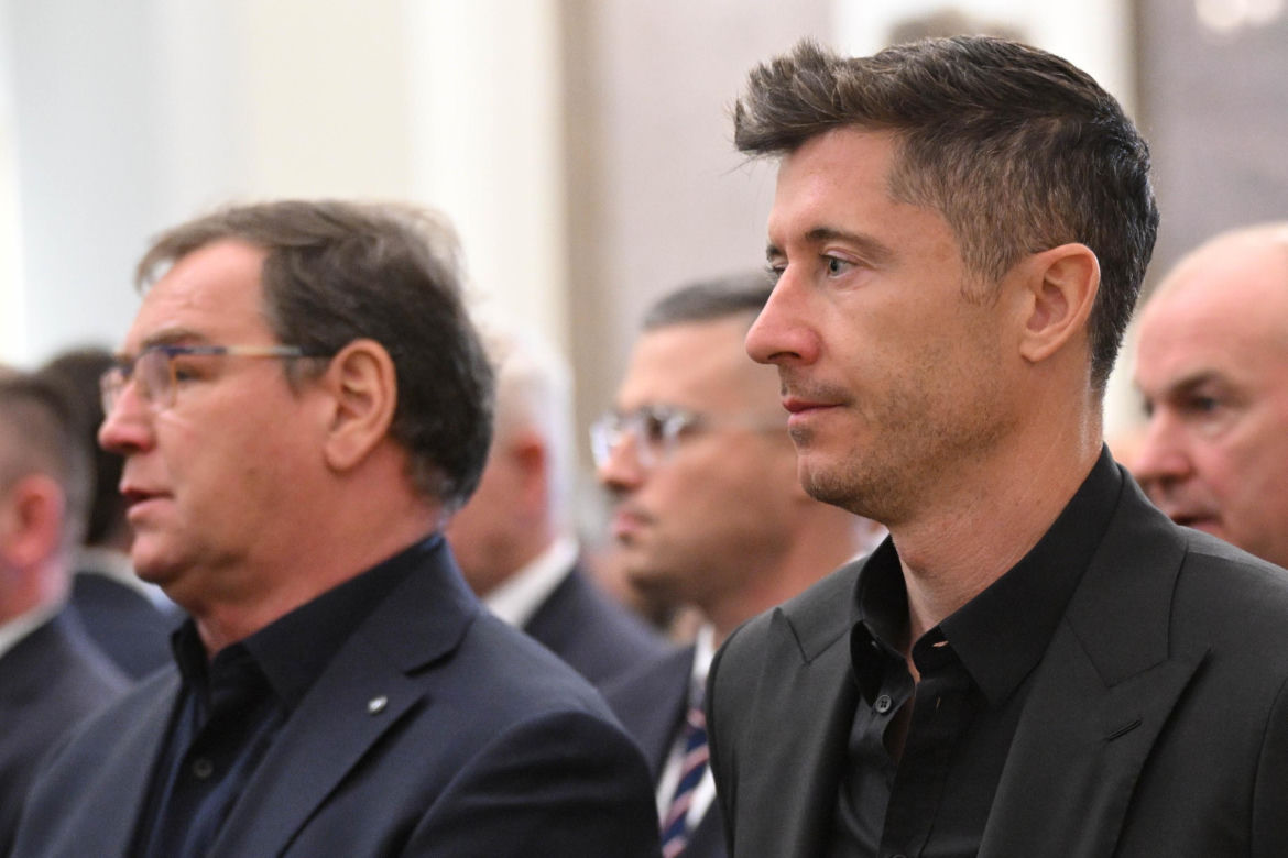 Robert Lewandowski na pogrzebie Jacka Magiery