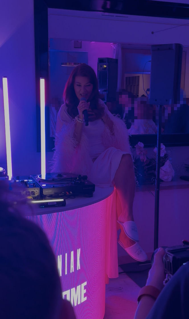 Edyta Górniak tańczyła w szlafroku i kapciach