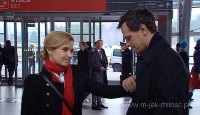 M  jak miłość odc. 999. Małgosia (Joanna Koroniewska), Michał Łagoda (Paweł Okraska), Andrzej Budzyński (Krystian Wieczorek)