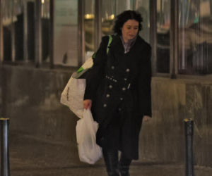 Anna Maria Żukowska buszuje w kwiatach