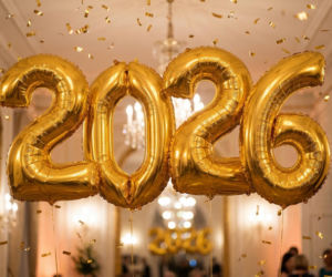 Sylwestrowe kartki 2025/26. Darmowe obrazki i animacje z życzeniami na Nowy Rok