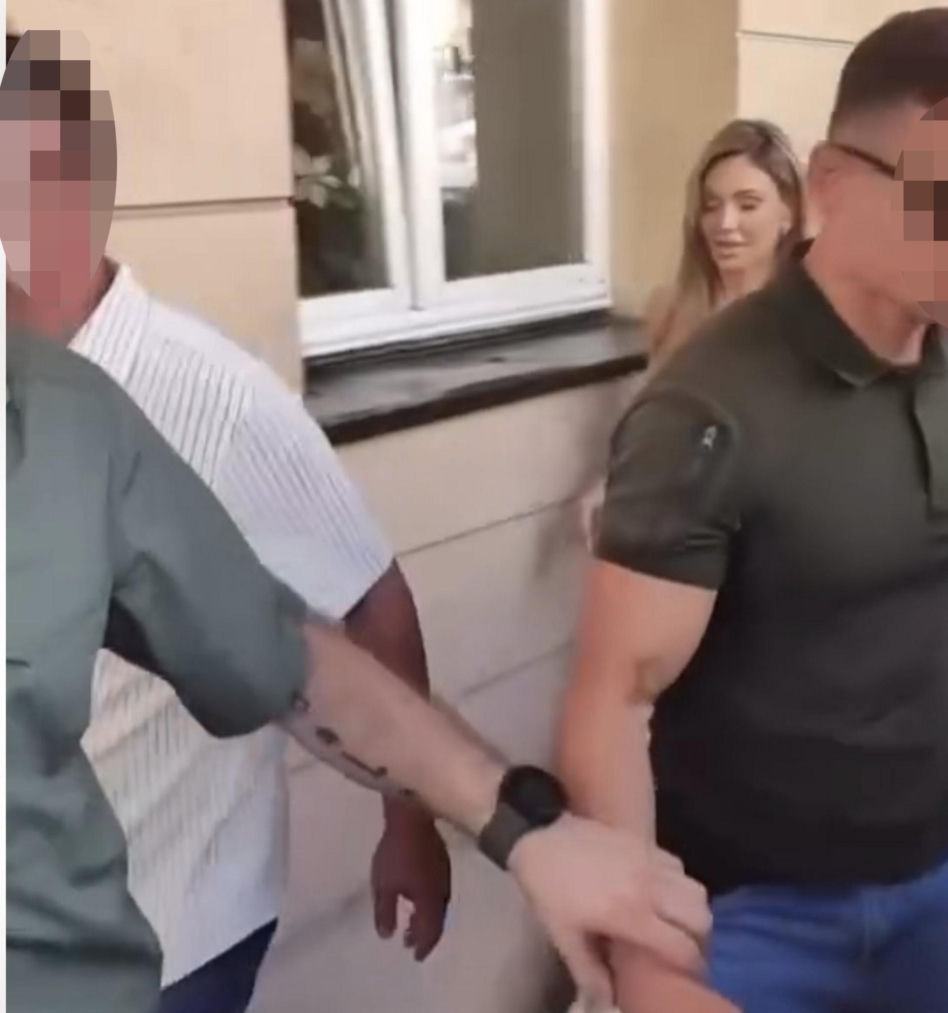 Doda ma 6 ochroniarzy 