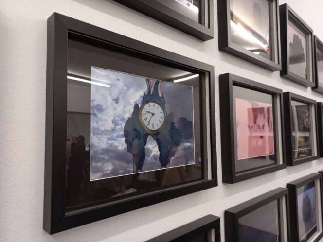 Wystawa słynnego malarza bez obrazów. "Beksiński Nieoczywisty. Wystawa Fotografii i Grafik" w MBWA w Lesznie