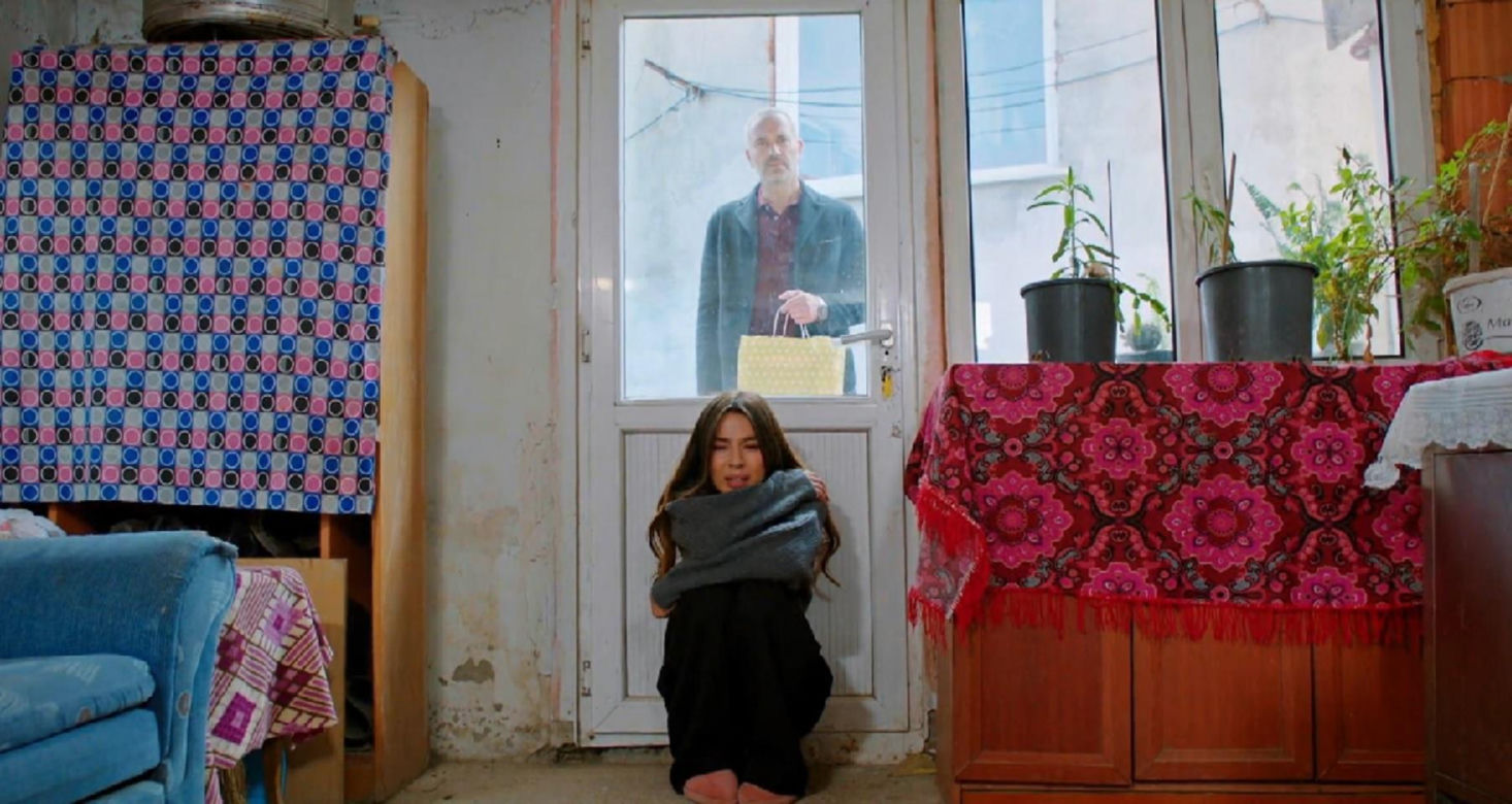 Miłość i nadzieja, odcinek 320. Zeynep, Bulent