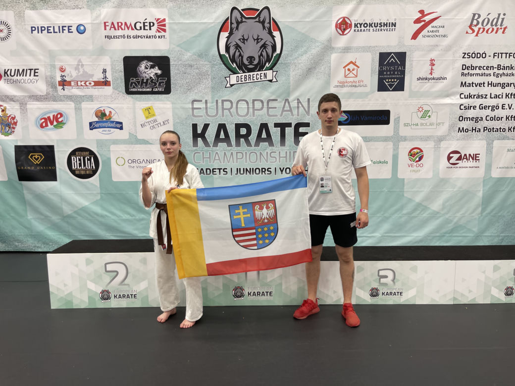 Karatecy ze Skarżyska-Kamiennej walczyli w Mistrzostwach Europy i zwiedzali Debreczyn na Węgrzech