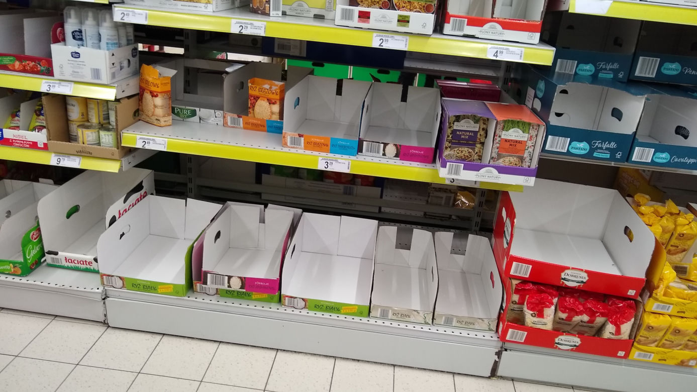 Ogromna PANIKA w sklepach. Znikają wszystkie produkty