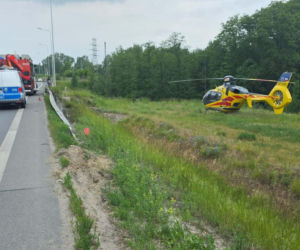 Auto spadło z wiaduktu. Dwie osoby nie żyją