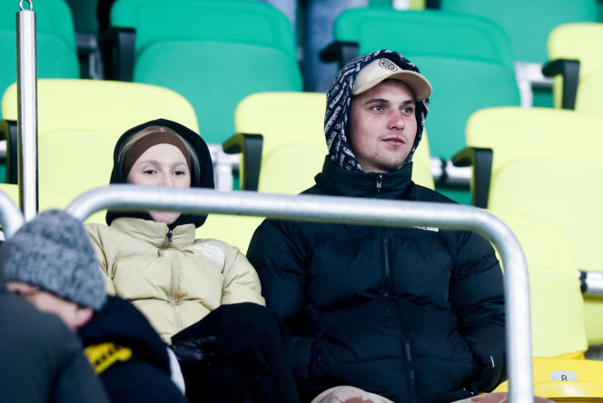 Kibice GKS Katowice dopingowali piłkarzy w meczu z Pogonią