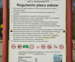 Kolejne dzielnice zamykają place zabaw