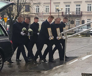 Zmarła rodzina z Siedlce spoczęła w jednym grobie