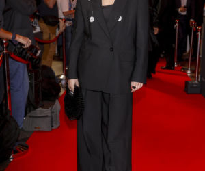 Ministra kultury zachwyciła elegancją na premierze filmu Ojczyzna