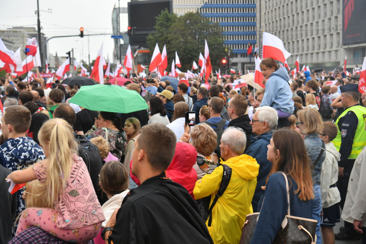 Zdjęcia z Marszu Powstania Warszawskiego