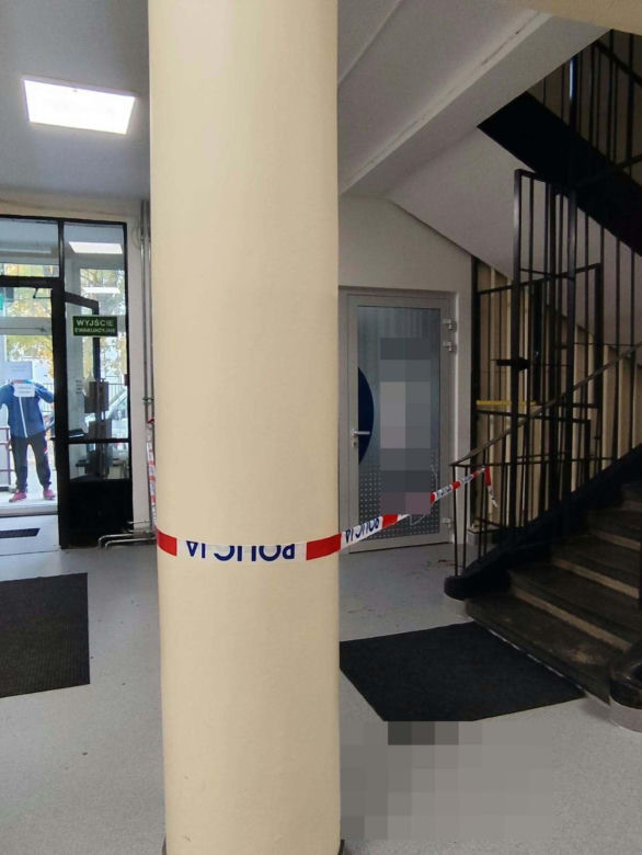 Atak w aptece. Bohaterskie farmaceutki powstrzymały nożownika. "Przyszłam kupić leki, na korytarzu jest pełno krwi"