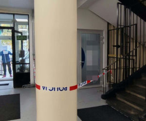 Atak w aptece. Bohaterskie farmaceutki powstrzymały nożownika. Przyszłam kupić leki, na korytarzu jest pełno krwi