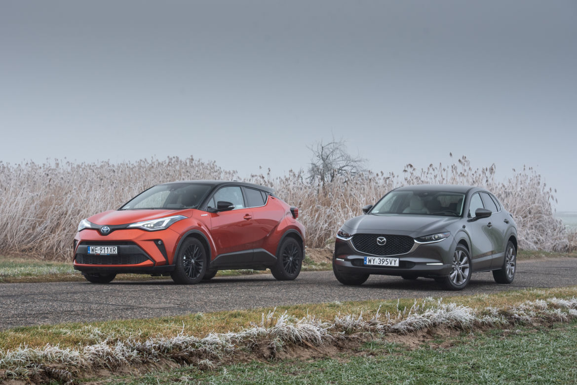 Toyota C-HR 2.0 Hybrid Dynamic Force 184 KM e-CVT vs Mazda CX-30 Skyactiv-X 180 KM 6MT AWD