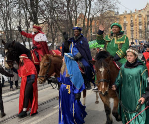Orszak Trzech Króli 2026 w Katowicach. Na ulice wyszły tłumy mieszkańców