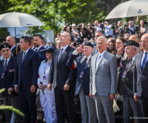 Poruszające sceny z Nawrockim. Tak potraktował uczestniczkę Powstania Warszawskiego