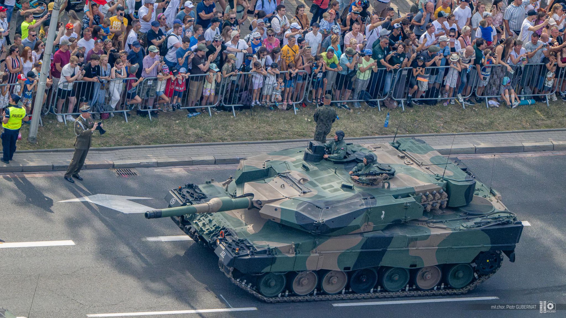 Święto Wojska Polskiego 2026: Wielka defilada w Warszawie i parada morska w Gdyni. Tysiące żołnierzy i ten sprzęt wojskowy zaskoczą Polaków