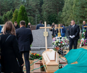 Pogrzeb Bezczela. Rodzina i przyjaciele pożegnali rapera [ZDJĘCIA]